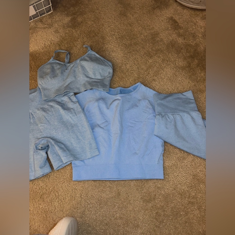 Four piece light blue workout set